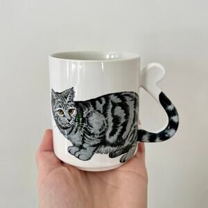 Vintage 80s Tabby Cat Mug with Tail Handle / Made in Japan